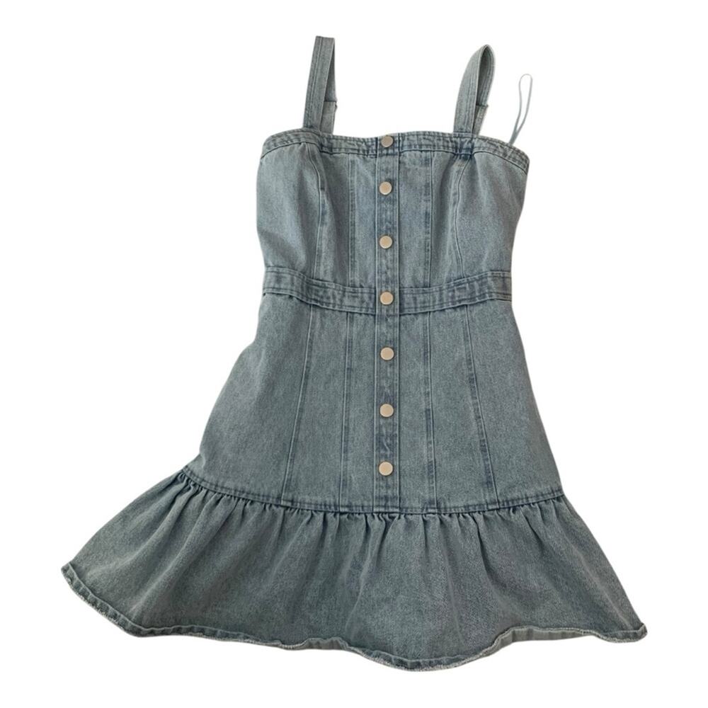 Fate size small denim mini dress light wash girly landman button ainsley